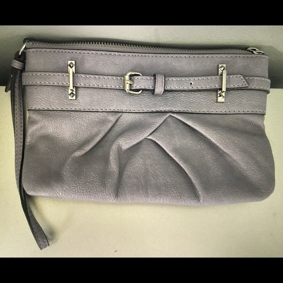 ALL 5 new wristlet/bags for $40 the first pearl wristlet is no longer available - Picture 4 of 6